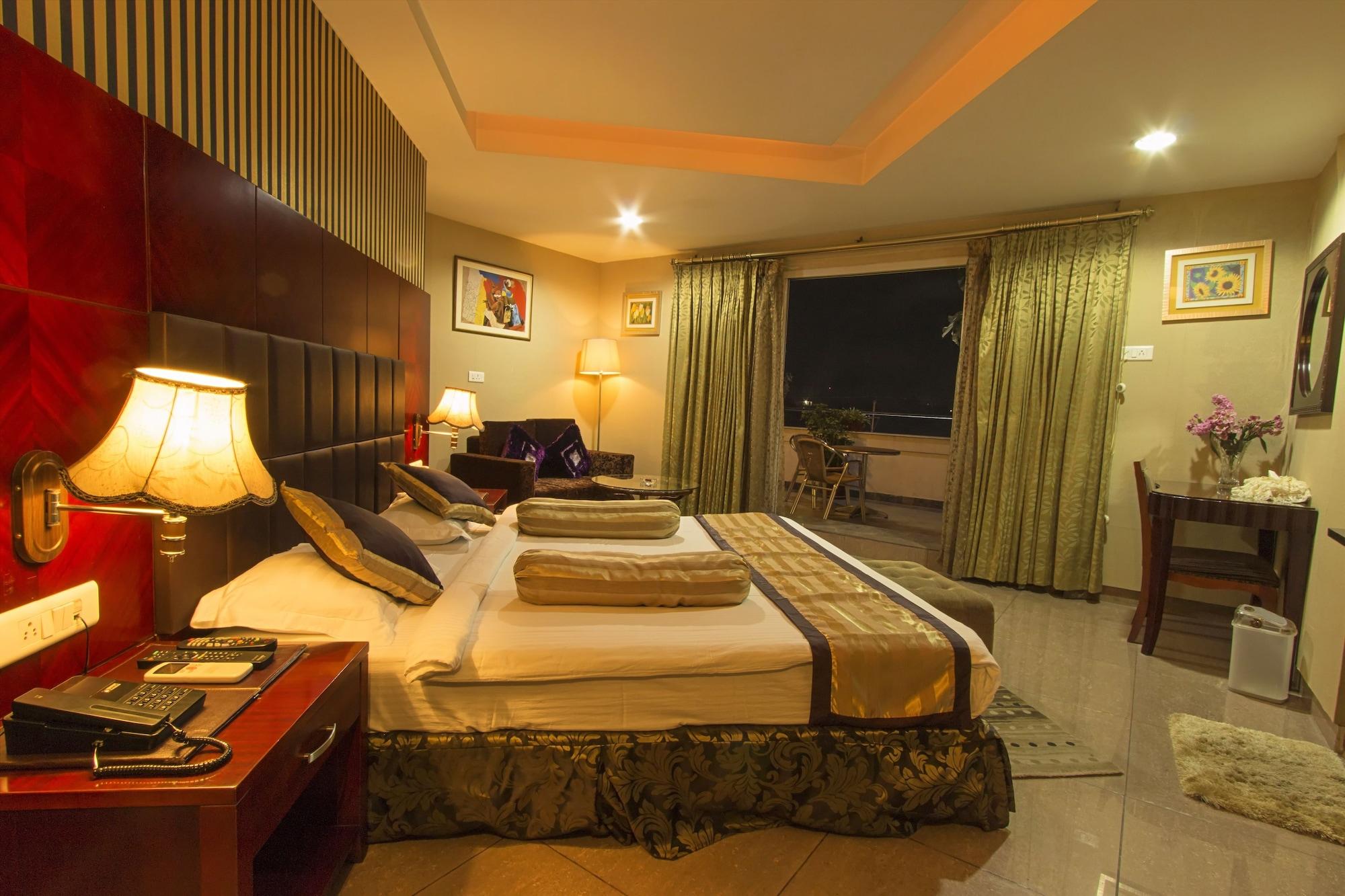 Hotel Gateway Grandeur Guwahati Esterno foto