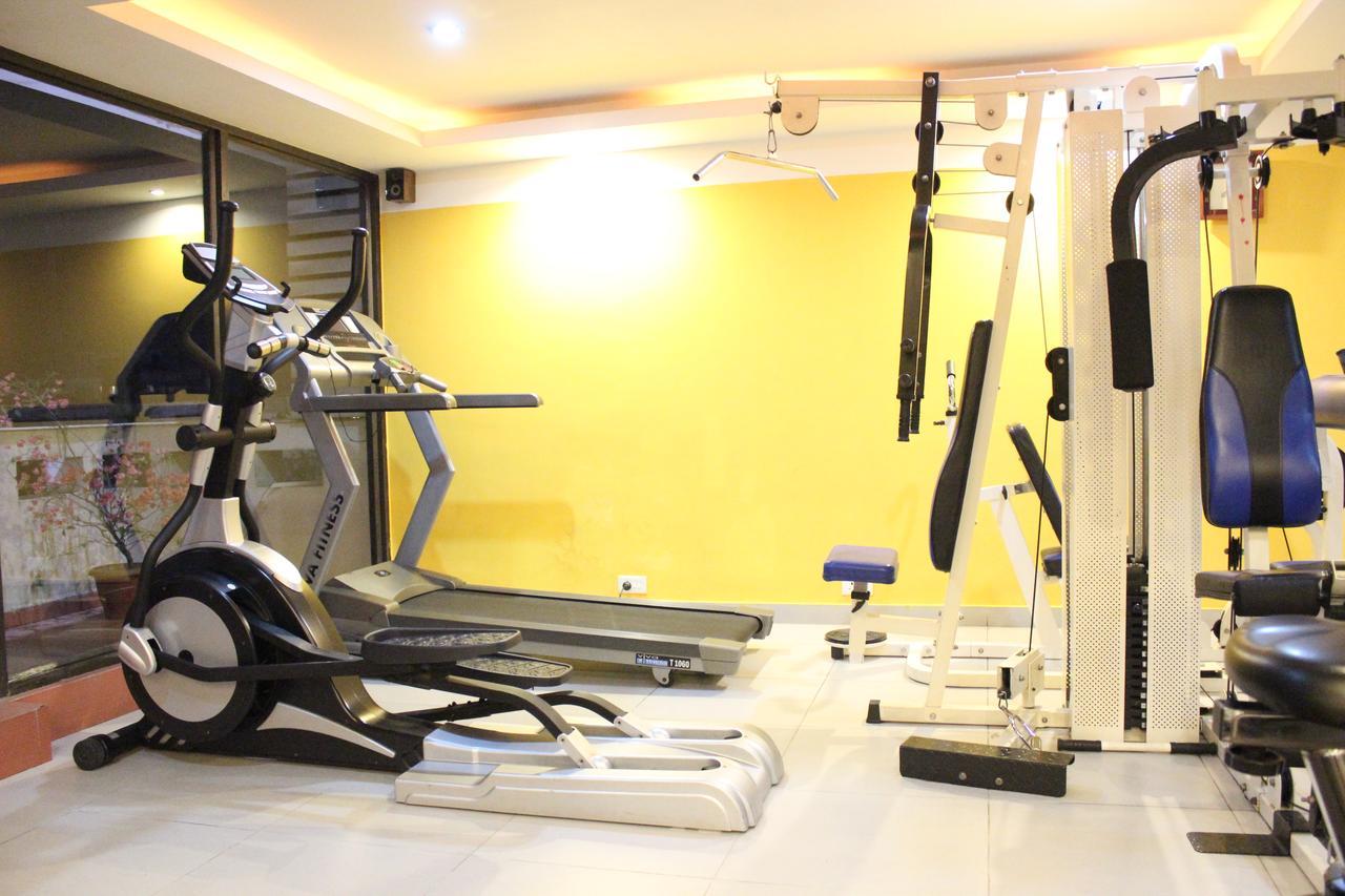 Hotel Gateway Grandeur Guwahati Esterno foto